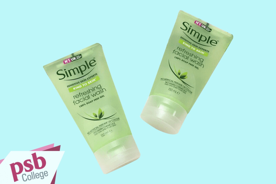 Sữa rửa mặt Simple kind to skin refreshing facial wash gel xuất xứ từ Anh