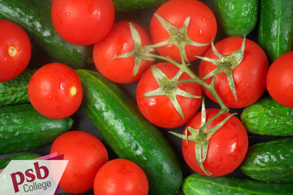 Chọn những loại mặt nạ có thành phần tự nhiên.